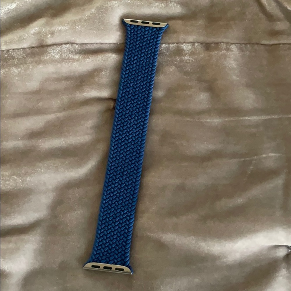 NWOT Apple Braided Solo Loop Band - size 9 38/40